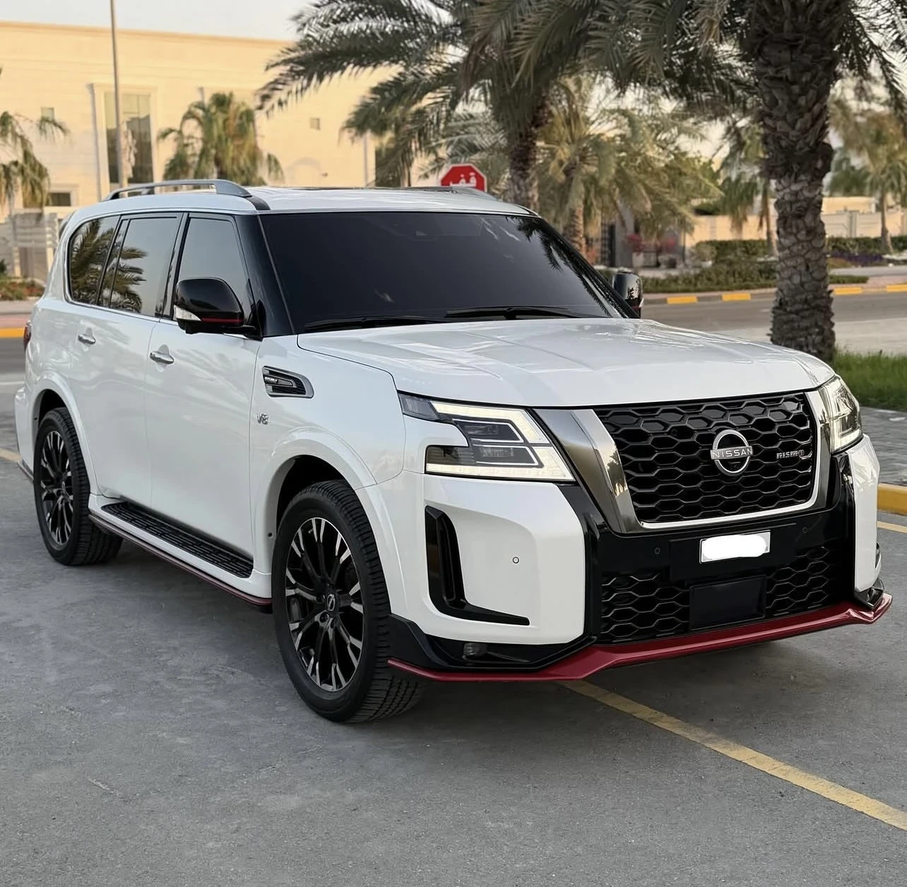 Nissan Patrol NISMO, снимка 2 - Автомобили и джипове - 54423686