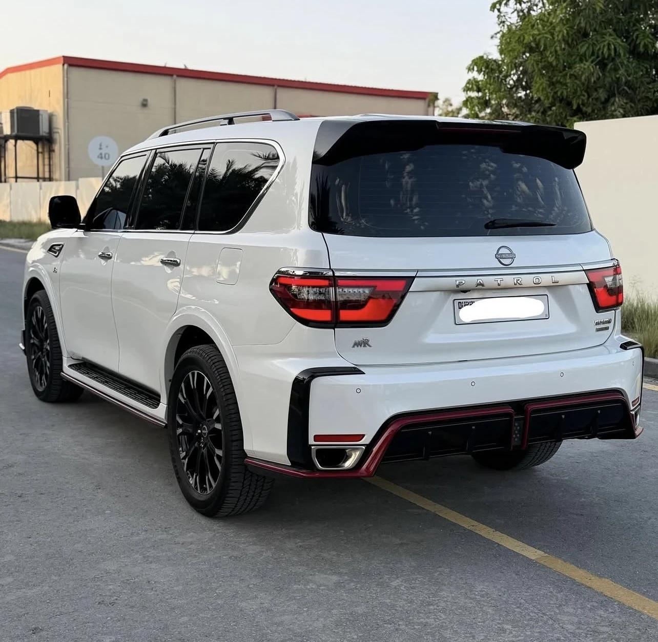 Nissan Patrol NISMO, снимка 4 - Автомобили и джипове - 54423686