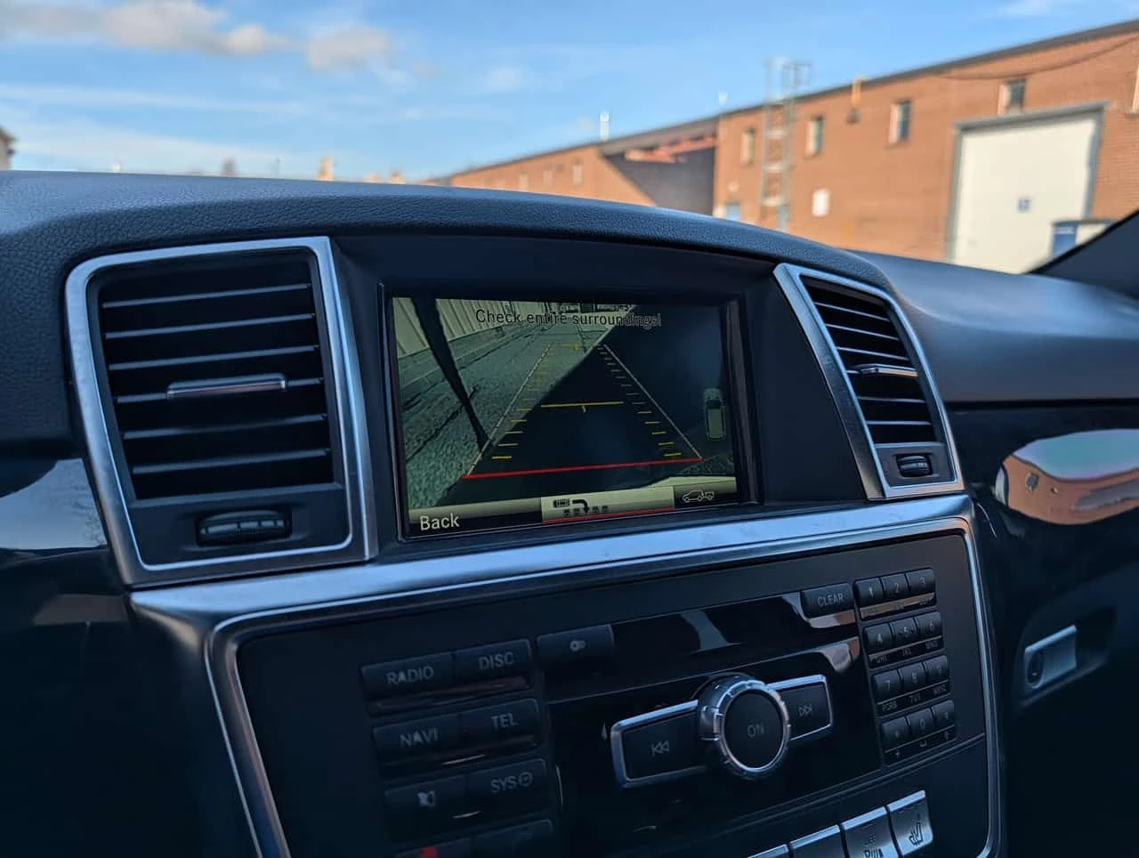 Mercedes-Benz ML 350 * BlueTEC * HARMAN/KARDON* PANORAMA* , снимка 10 - Автомобили и джипове - 54580733