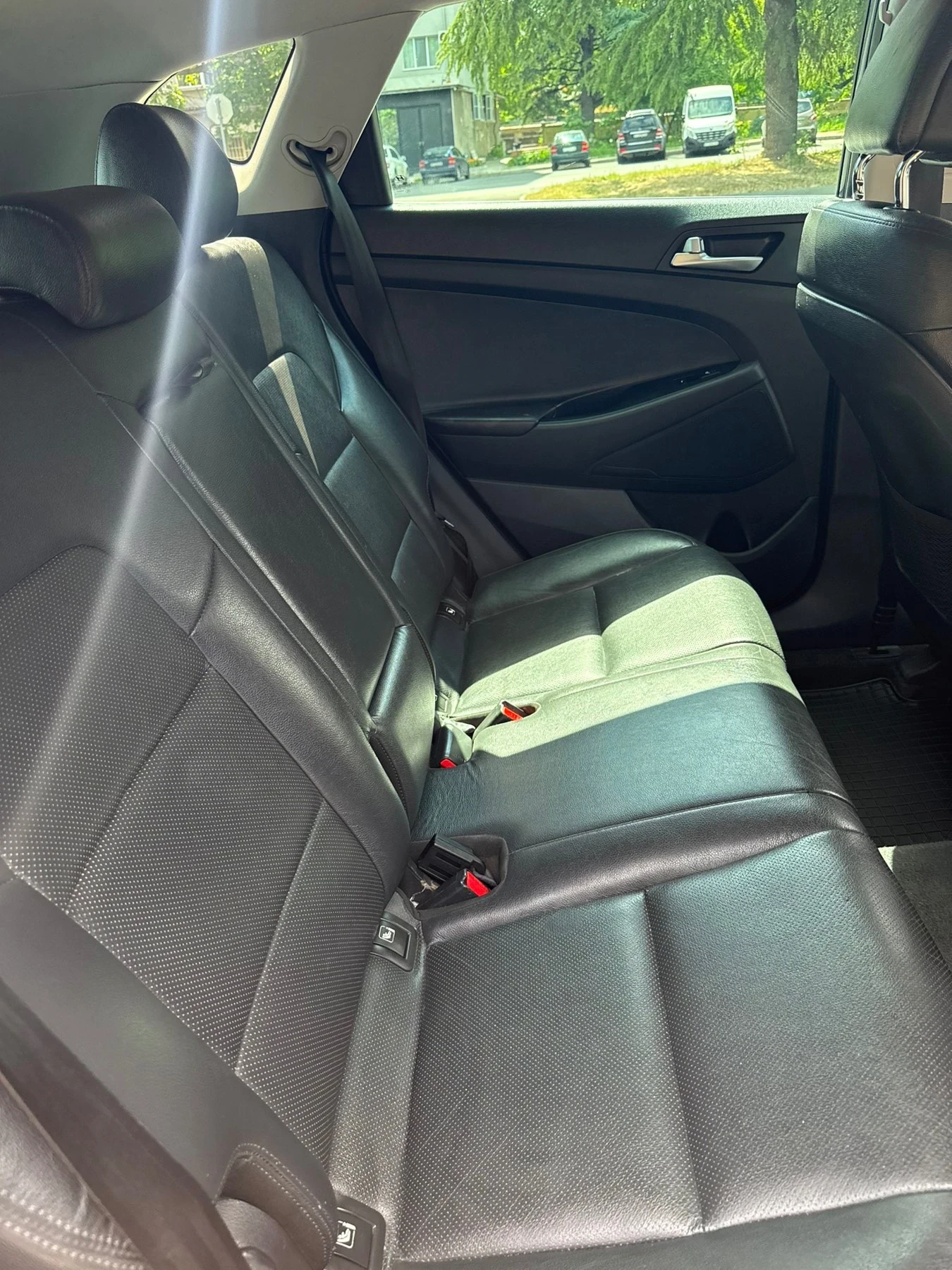 Hyundai Tucson, снимка 9 - Автомобили и джипове - 54918811