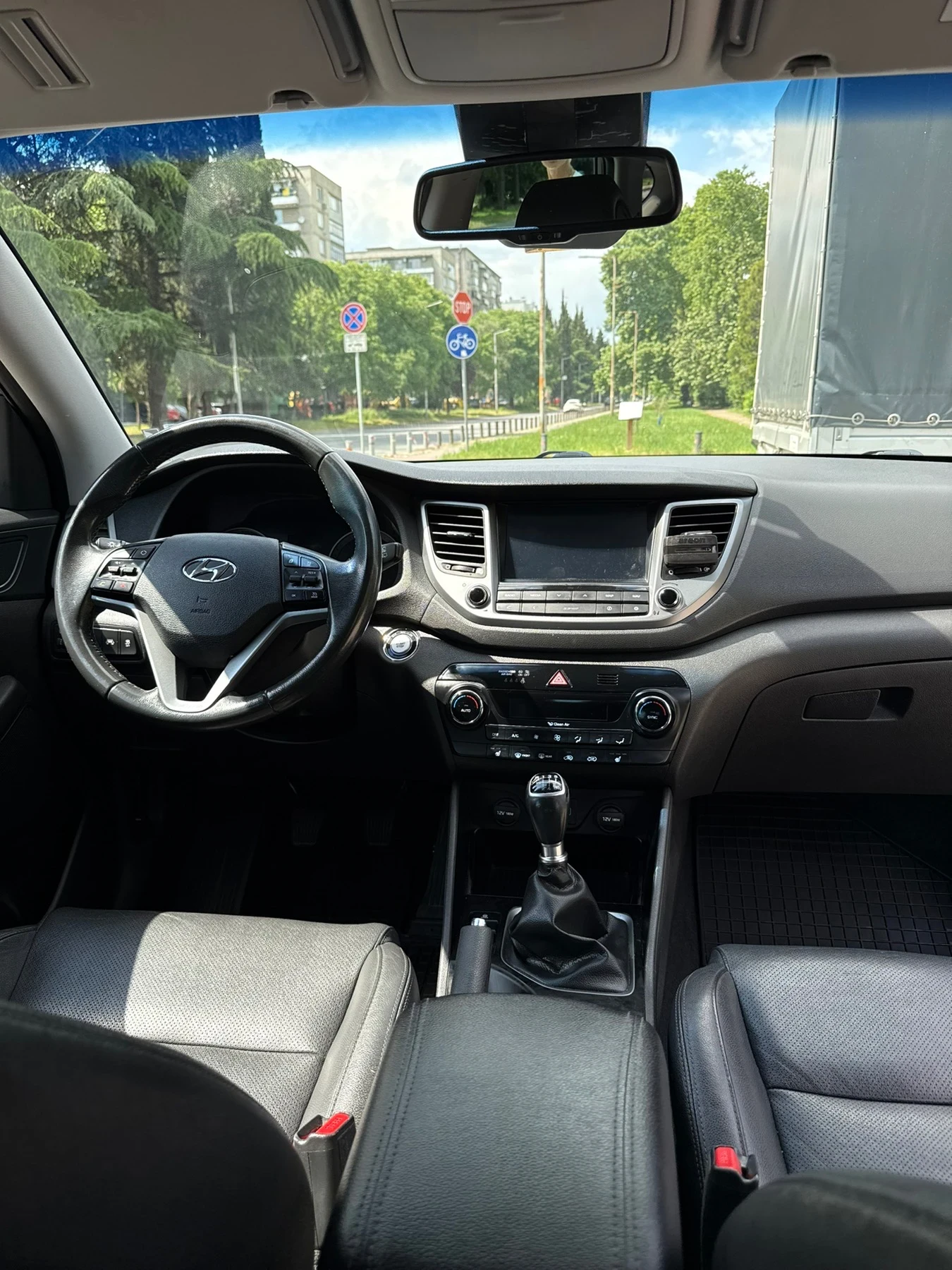 Hyundai Tucson, снимка 10 - Автомобили и джипове - 54918811