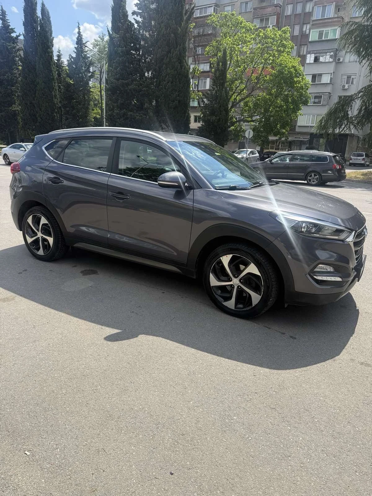 Hyundai Tucson, снимка 4 - Автомобили и джипове - 54918811
