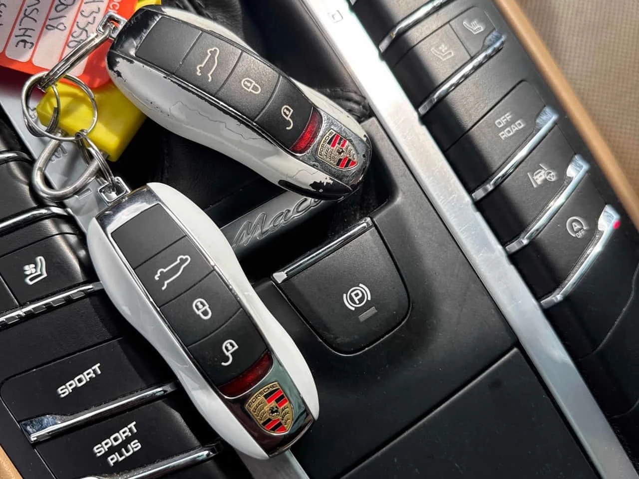 Porsche Macan Turbo | CARFAX | ��� ������������ ������ | Mobile.bg � ����������� 16