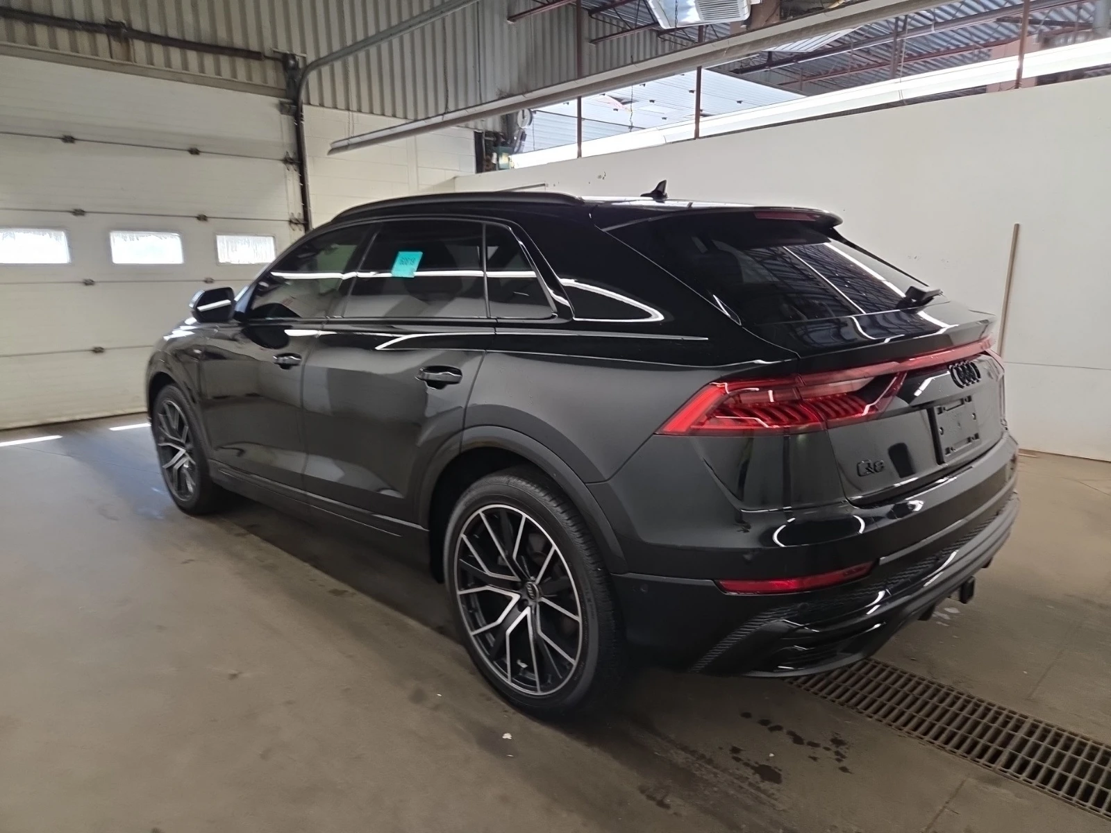 Audi Q8 TECHNIK * S LINE * HEAD UP * ОБДУХВАНЕ * CARFAX * , снимка 6 - Автомобили и джипове - 55214262