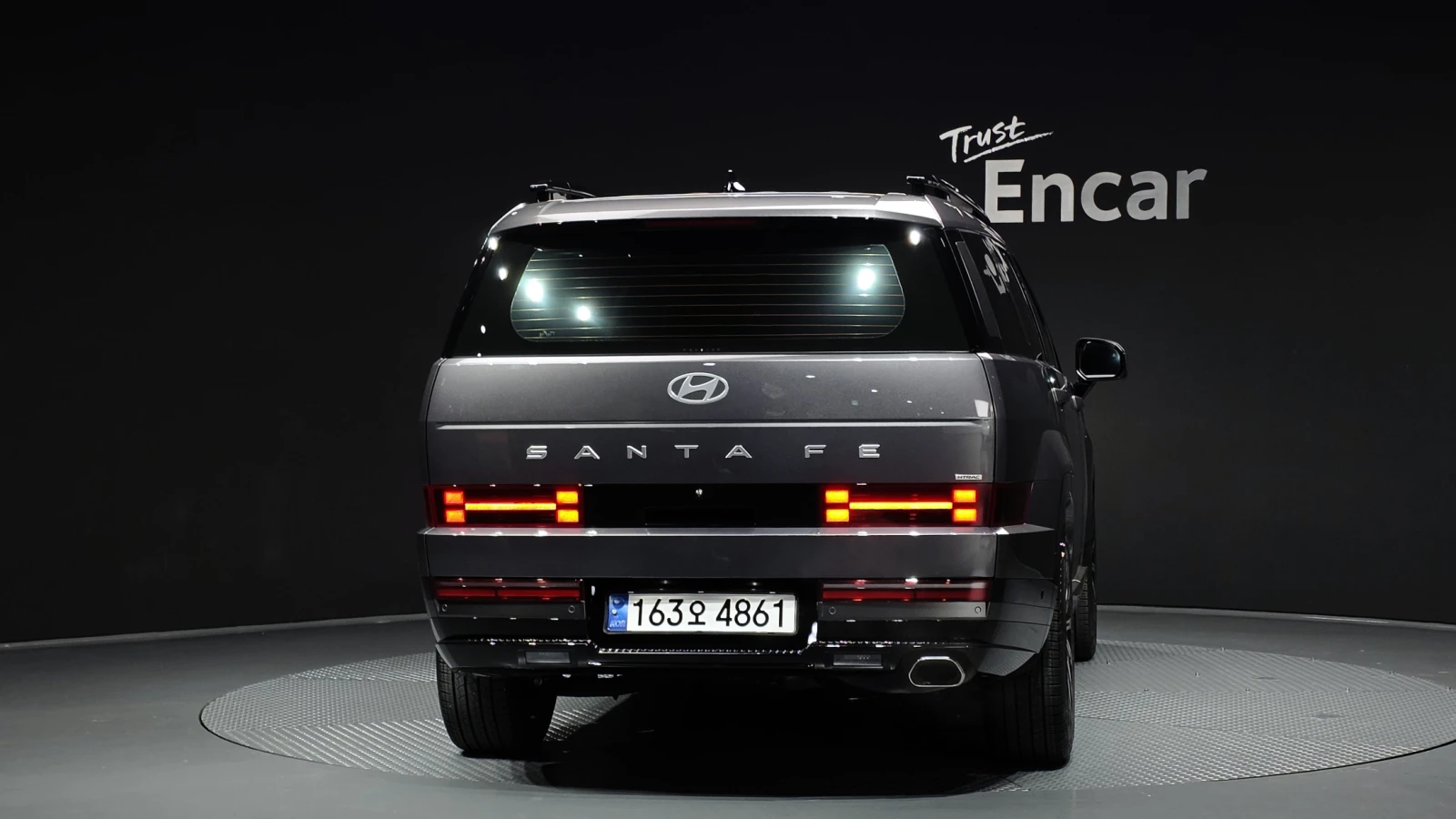 Hyundai Santa fe 2.5T Calligraphy* ЕЛ. БАГАЖНИК* HUD* КРАЙНА ЦЕНА, снимка 4 - Автомобили и джипове - 55451982