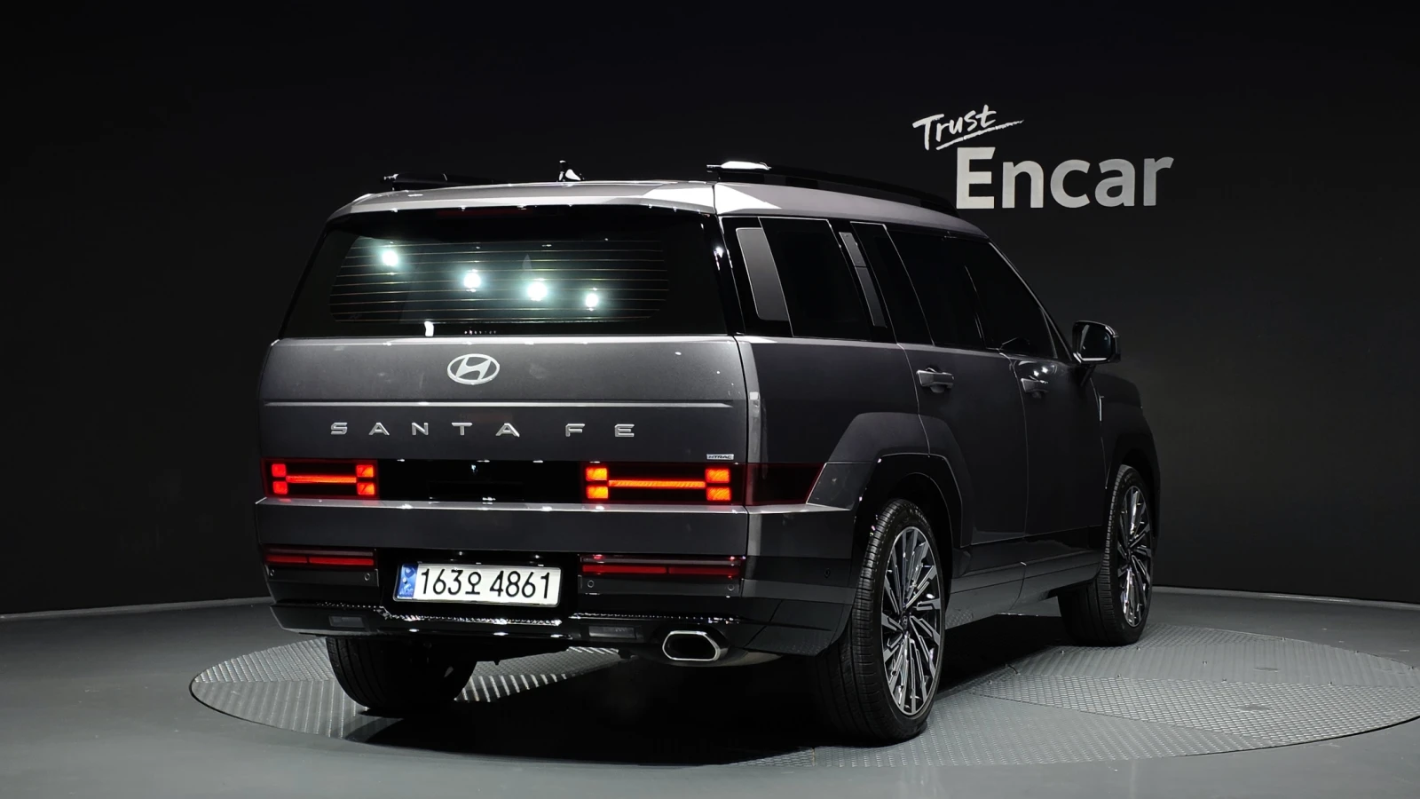 Hyundai Santa fe 2.5T Calligraphy* ЕЛ. БАГАЖНИК* HUD* КРАЙНА ЦЕНА, снимка 2 - Автомобили и джипове - 55451982
