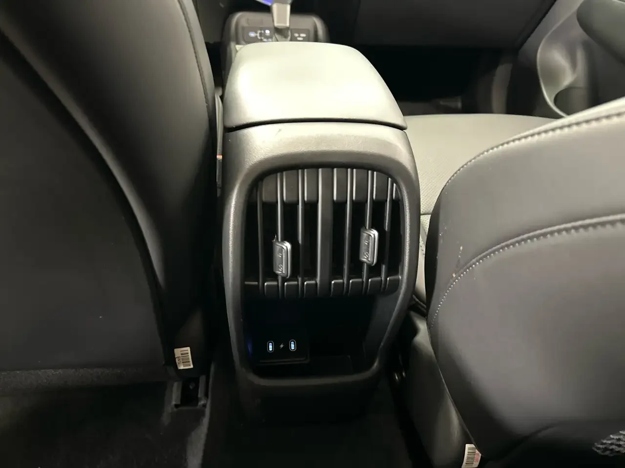 Hyundai Kona 2.0l Preferred - TREND/AWD/LEATHER/ROOF! All | Mobile.bg � ����������� 9