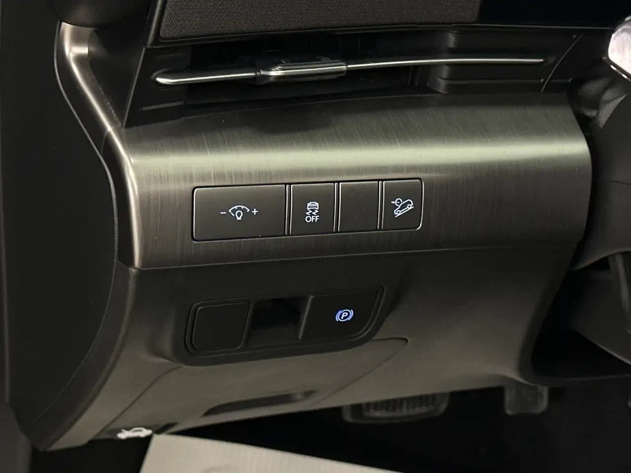 Hyundai Kona 2.0l Preferred - TREND/AWD/LEATHER/ROOF! All | Mobile.bg � ����������� 15