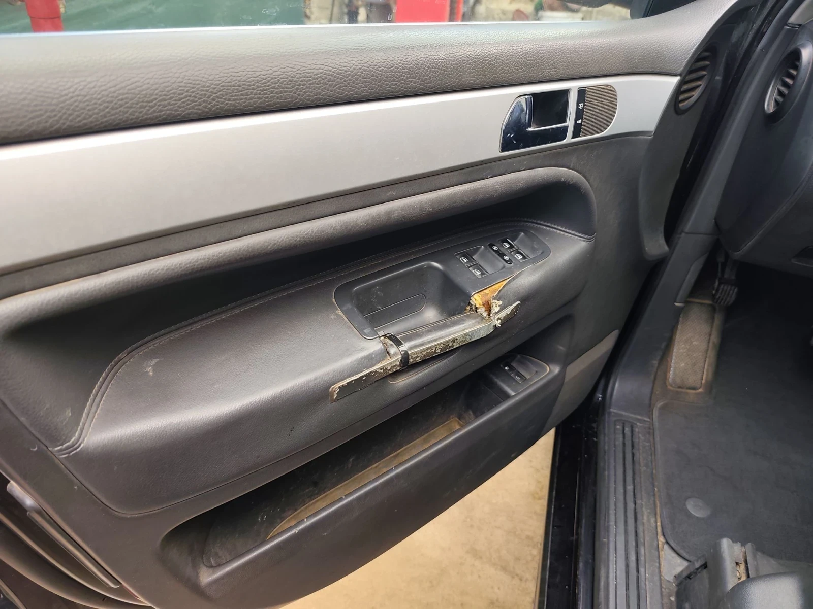 VW Touareg 3.0 d, снимка 7 - Автомобили и джипове - 56261366