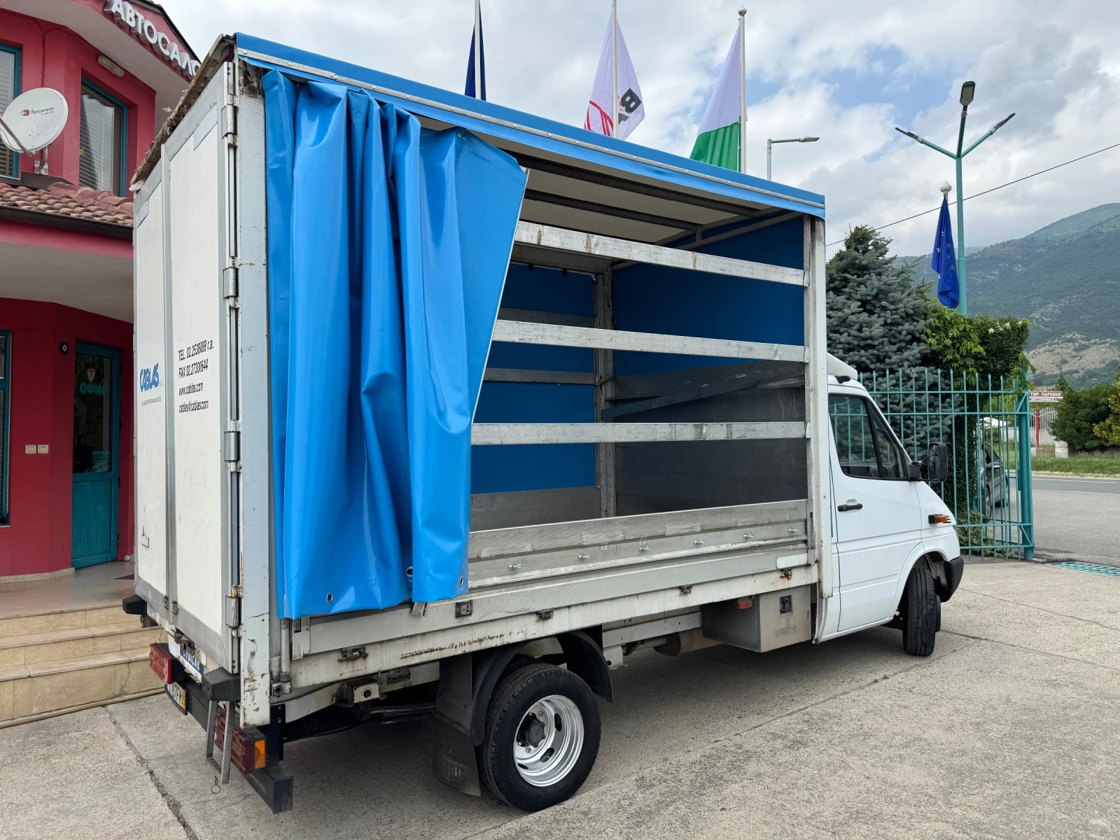 Mercedes-Benz Sprinter 411 CDI* Климатик* Двустранна щора - изображение 10