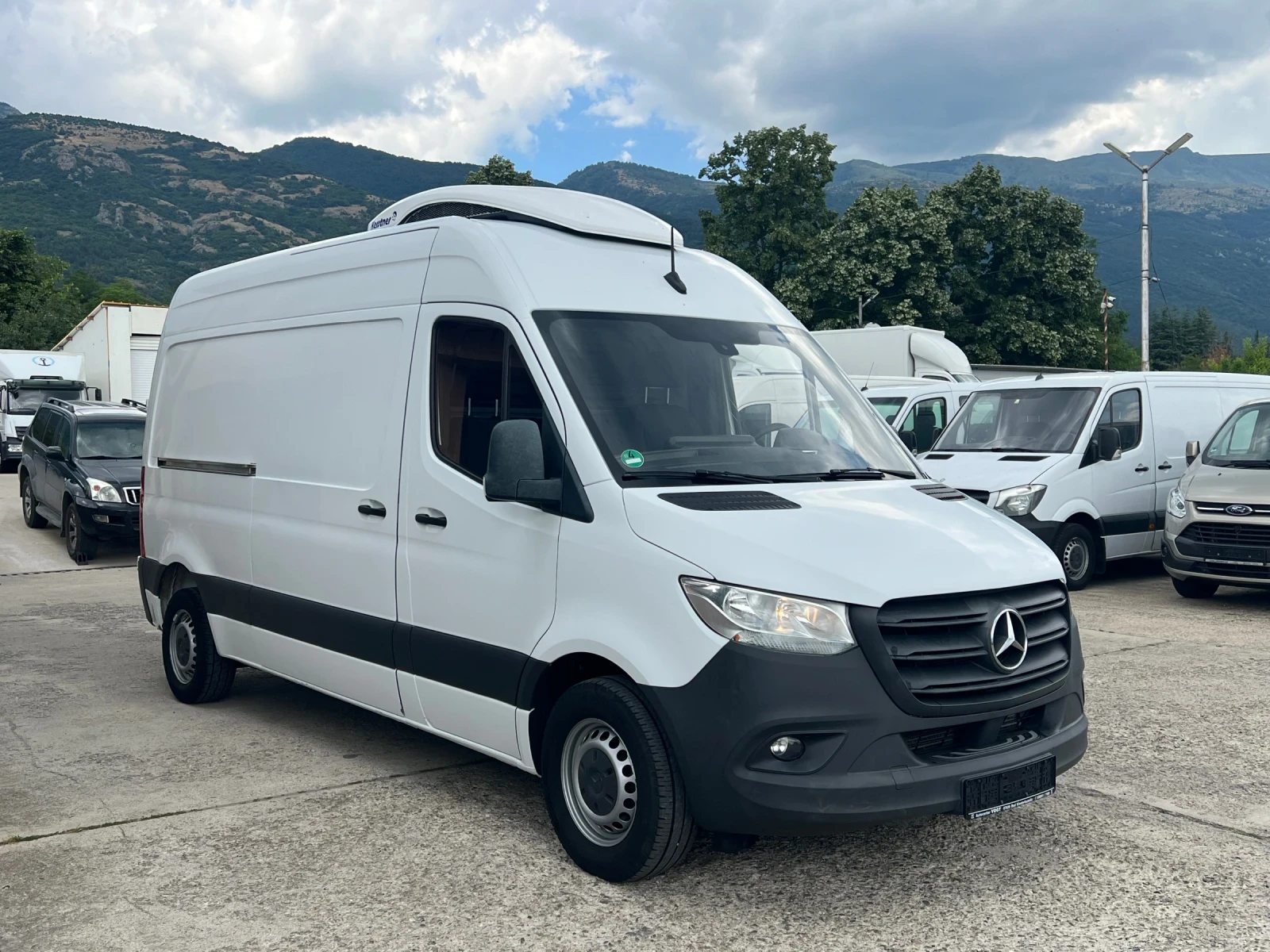 Mercedes-Benz Sprinter 314 ХЛАДИЛЕН, снимка 4 - Бусове и автобуси - 55315412