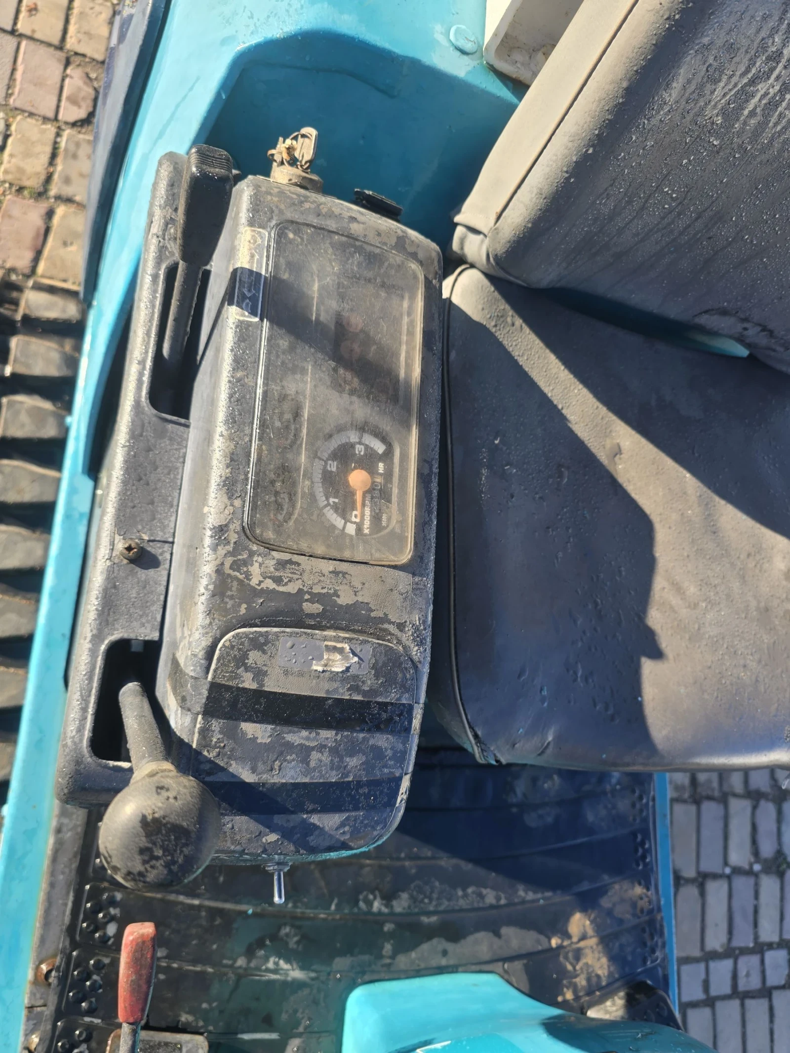 Багер Kubota 2.0 тон, 3 цилиндъра, джойстици - изображение 6