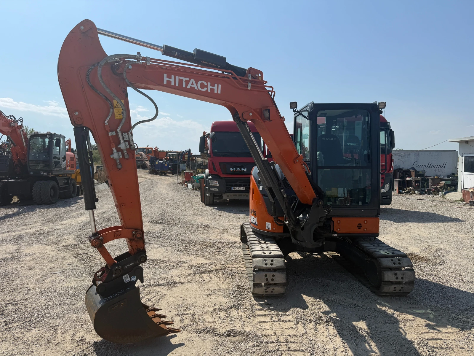 Багер Hitachi ZX 48 U-6, снимка 15 - Индустриална техника - 55803576