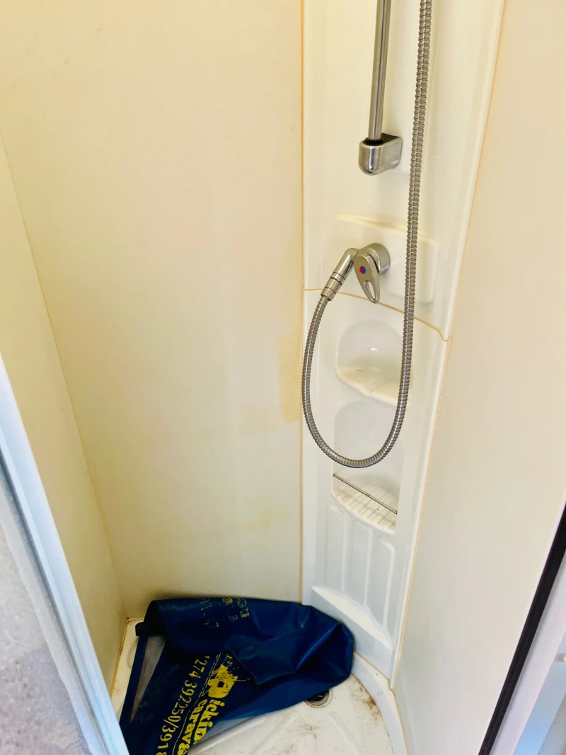 Каравана Coachmen Vip, снимка 7 - Каравани и кемпери - 51562798