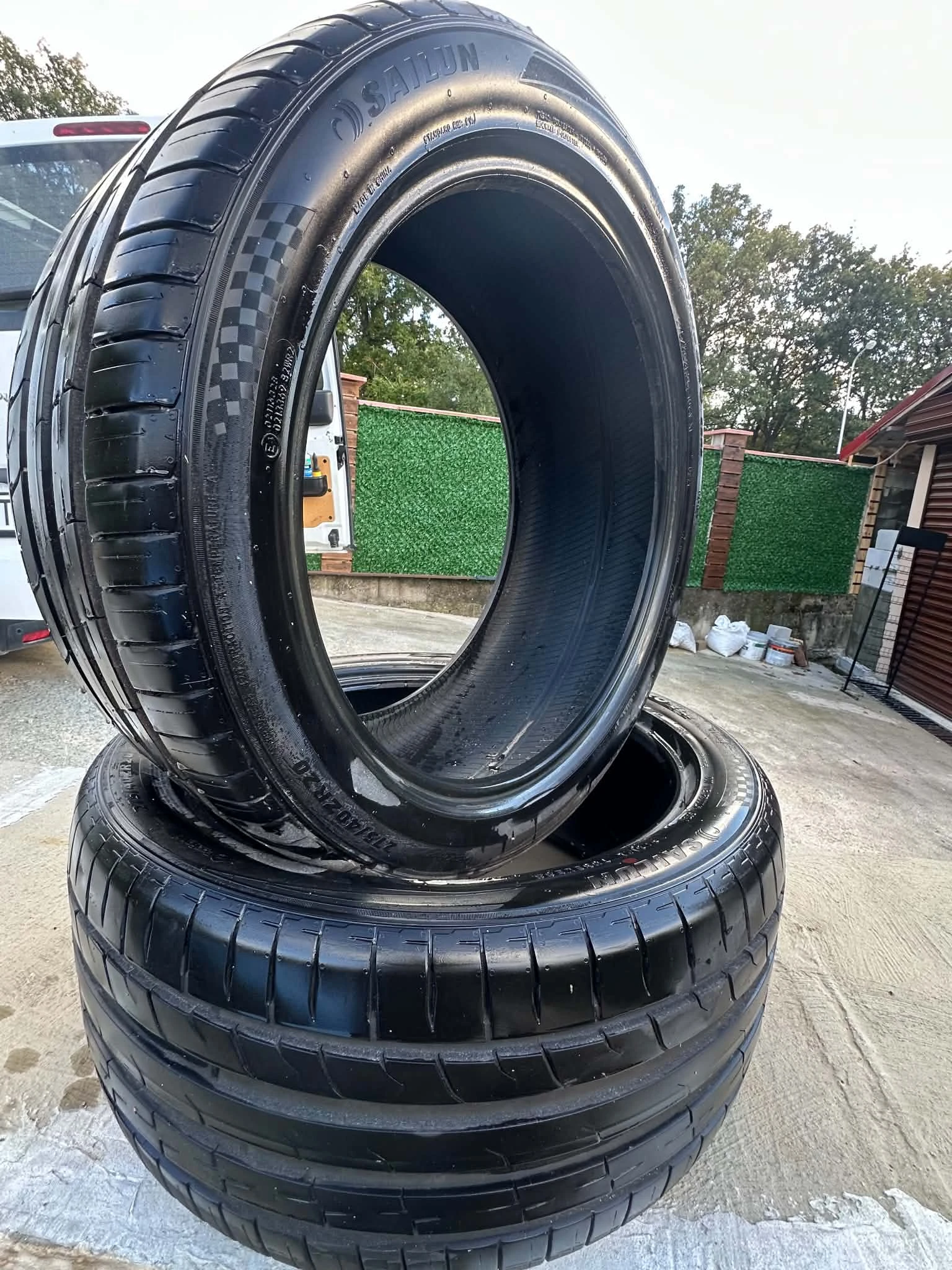 Гуми Летни 275/40R20