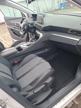 Peugeot 3008 1.5 хди Обслужено, снимка 11