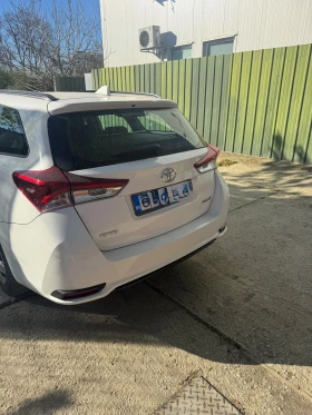 Toyota Auris, снимка 3