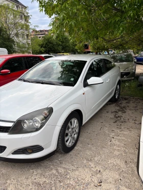 Opel Astra GTC, снимка 2