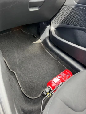 Peugeot 208, снимка 14