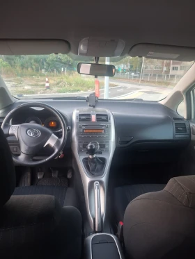 Toyota Auris 1.4 vvti , снимка 10