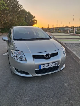 Toyota Auris 1.4 vvti , снимка 2