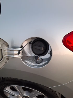 Toyota Auris 1.4 vvti , снимка 5