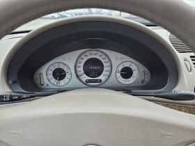 Mercedes-Benz E 320 CDI Avantgarde, снимка 13 - Автомобили и джипове - 44294956