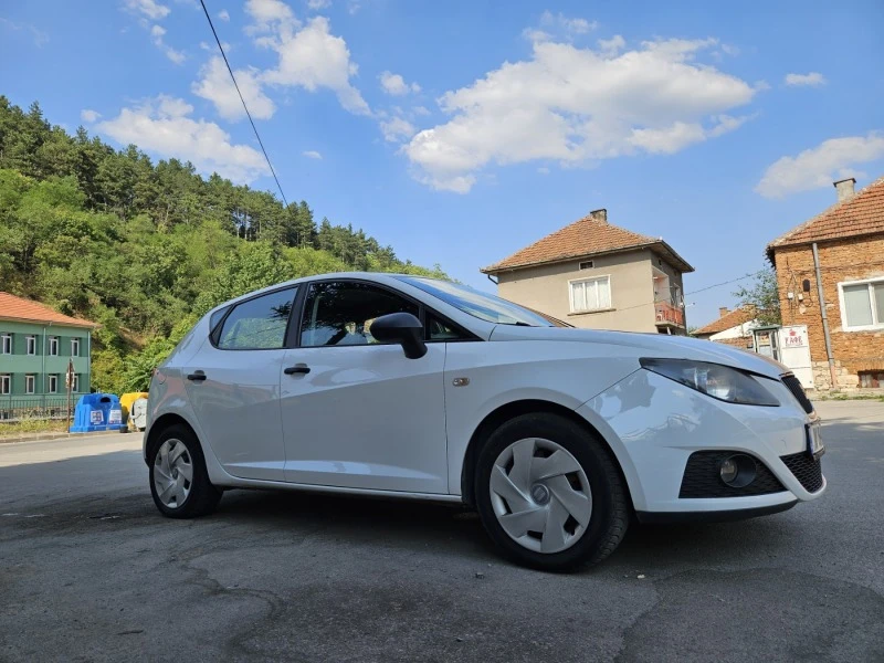 Seat Ibiza, снимка 12 - Автомобили и джипове - 46974183