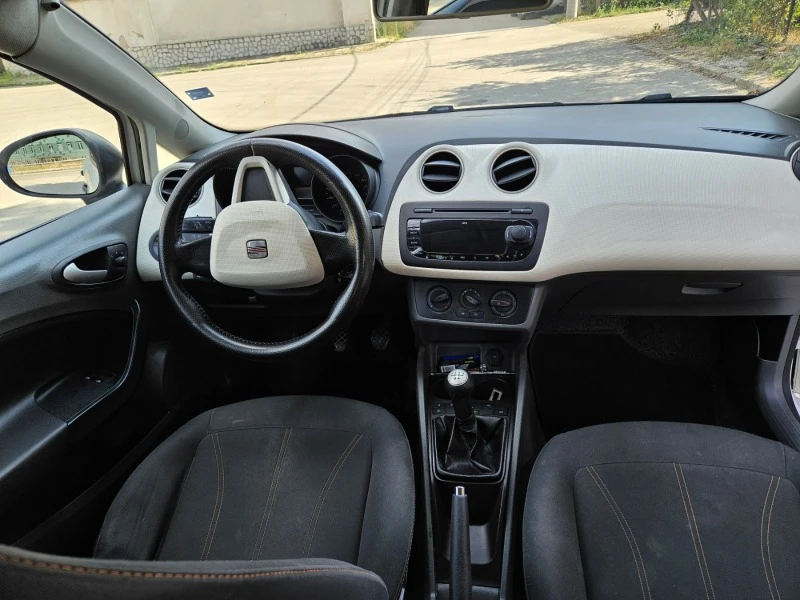 Seat Ibiza, снимка 14 - Автомобили и джипове - 46974183