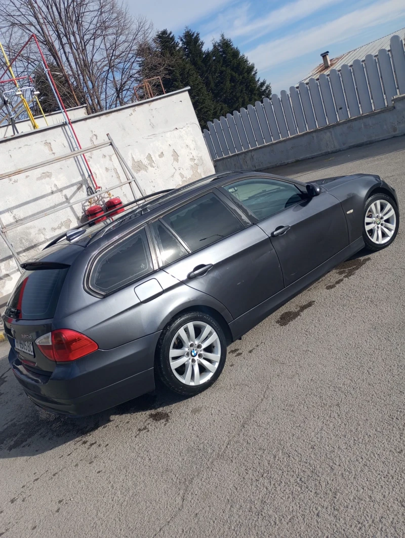 BMW 320 2.0 Diesel , снимка 4 - Автомобили и джипове - 47612358