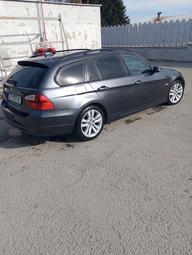 BMW 320 2.0 Diesel , снимка 7 - Автомобили и джипове - 47612358