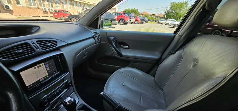 Renault Laguna, снимка 6 - Автомобили и джипове - 52148187