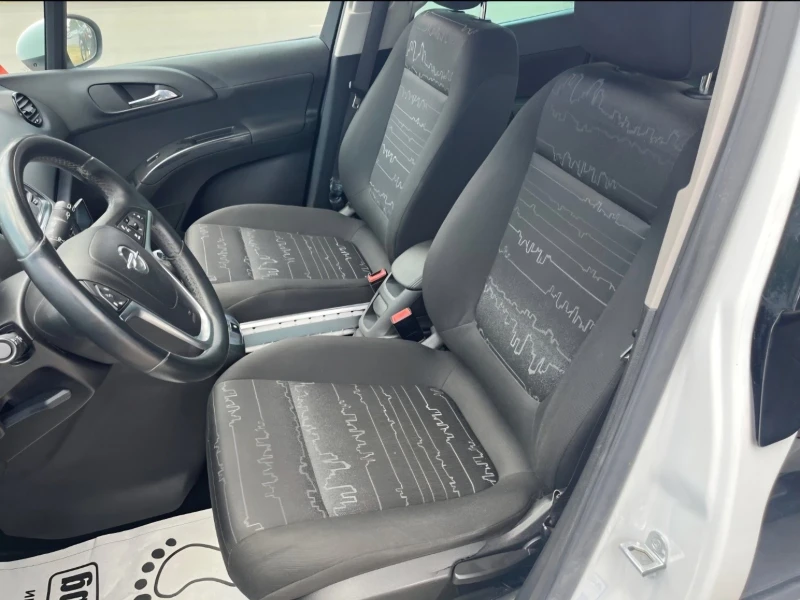Opel Meriva 1.4T-120k-GPL, снимка 8 - Автомобили и джипове - 51276779