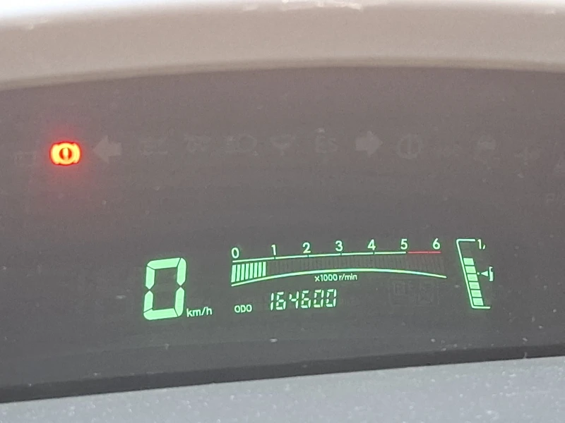 Toyota Yaris 1.4D, снимка 9 - Автомобили и джипове - 52470558