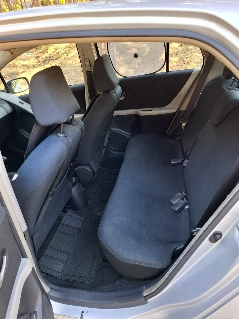 Toyota Yaris 1.4D, снимка 10 - Автомобили и джипове - 52470558