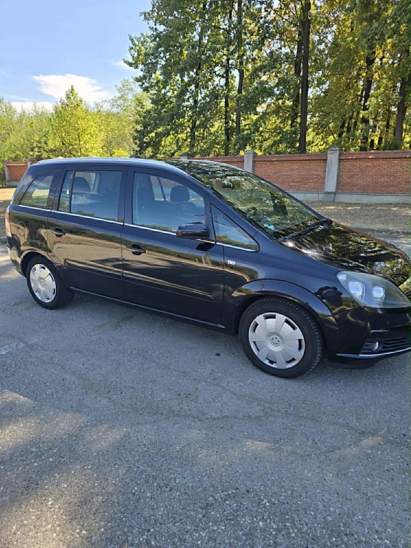 Opel Zafira 2.2i, снимка 10 - Автомобили и джипове - 52001648