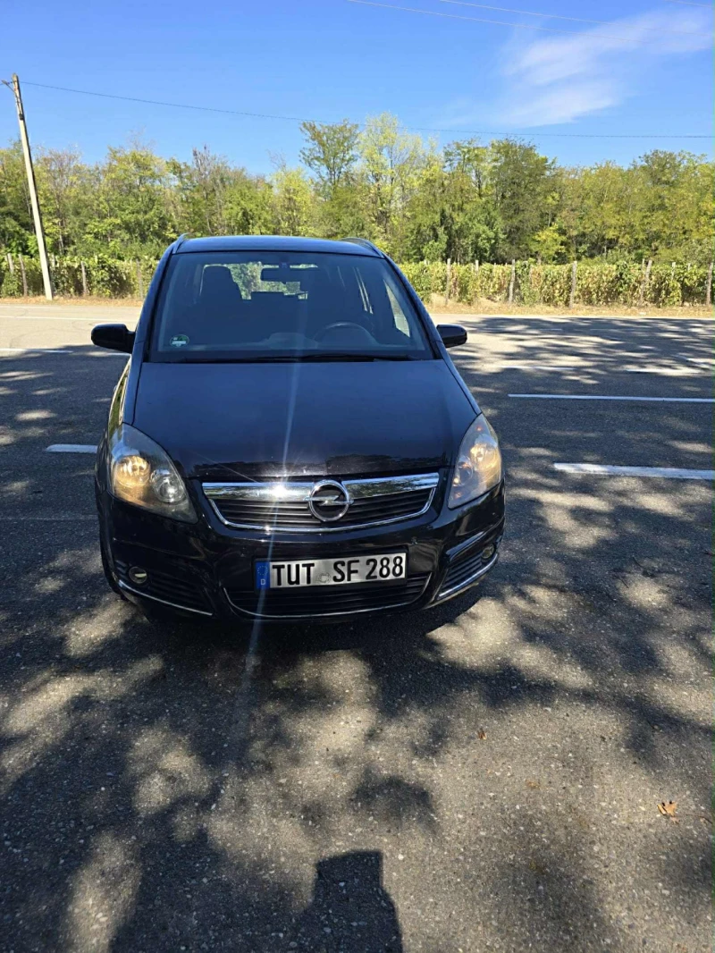 Opel Zafira 2.2i