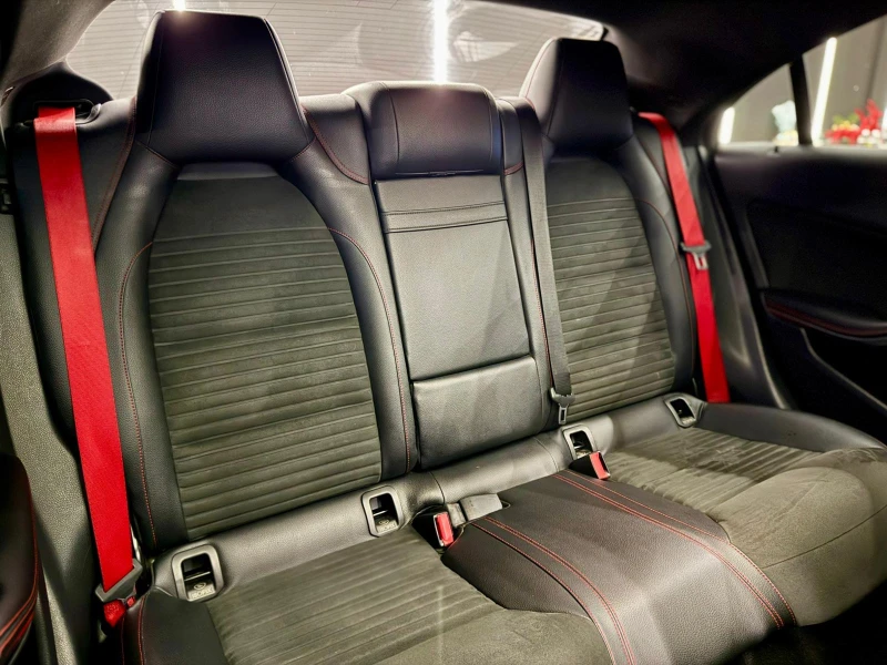 Mercedes-Benz CLA 45 AMG 4Matic* Pano* Подгрев* Carbon* Лизинг, снимка 15 - Автомобили и джипове - 52804653