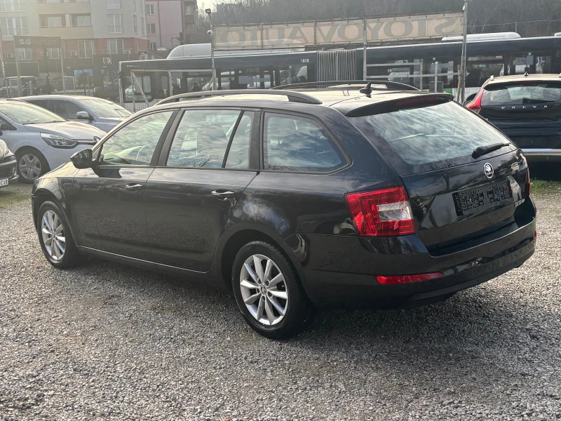 Skoda Octavia 1.6 TDI, снимка 4 - Автомобили и джипове - 52827440