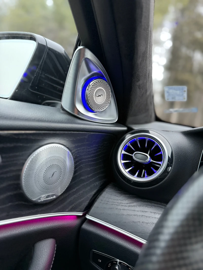 Mercedes-Benz E 300 AMG/6.3 OPTIC E300, снимка 11 - Автомобили и джипове - 53212659