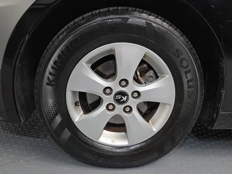 Kia K5 Lpi 2.0 Smart, снимка 5 - Автомобили и джипове - 55740056