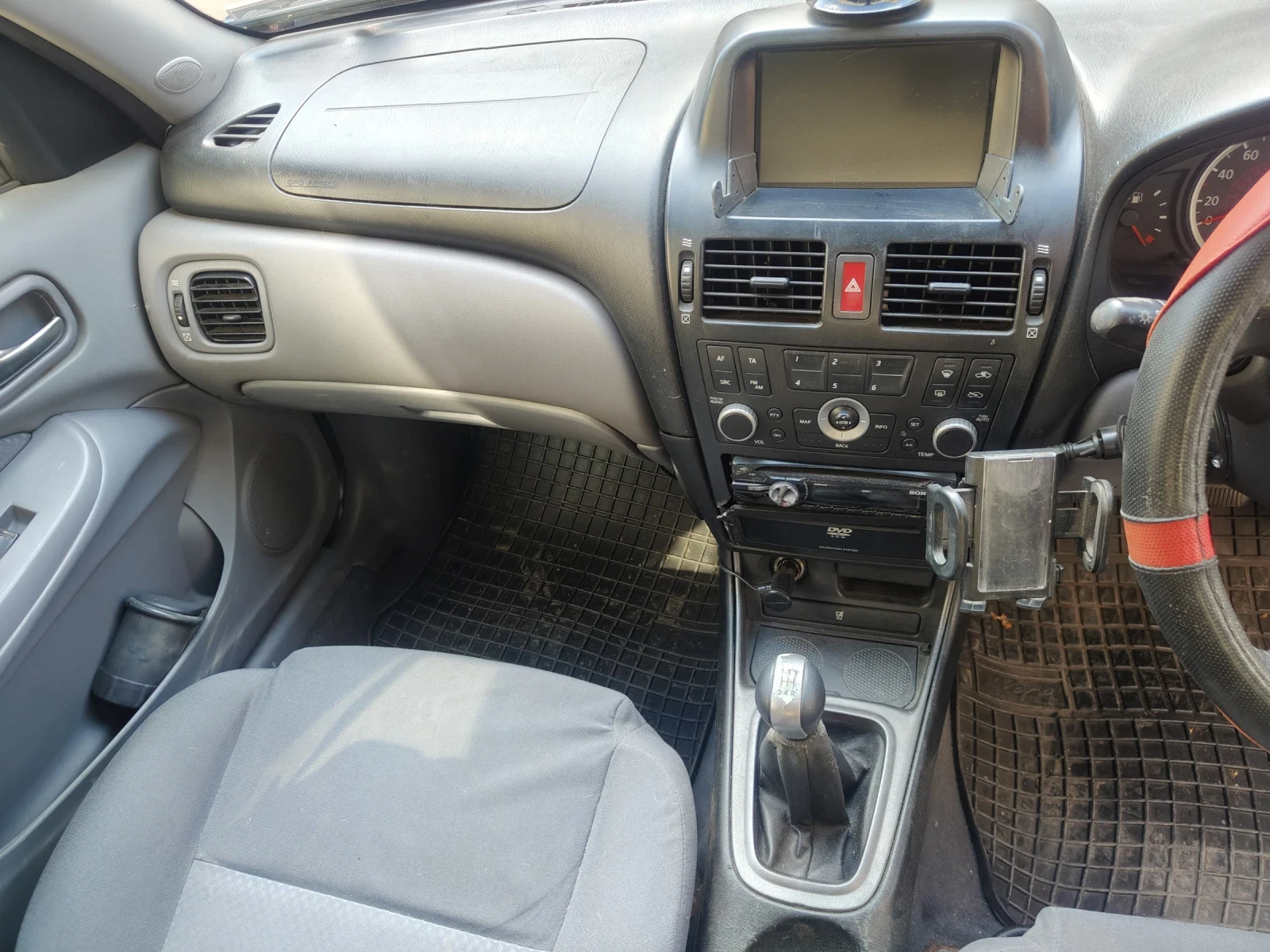 Nissan Almera  | Mobile.bg   12