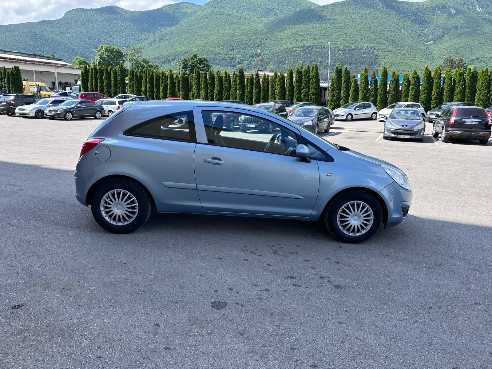 Opel Corsa 1.2i - КЛИМАТИК - изображение 4