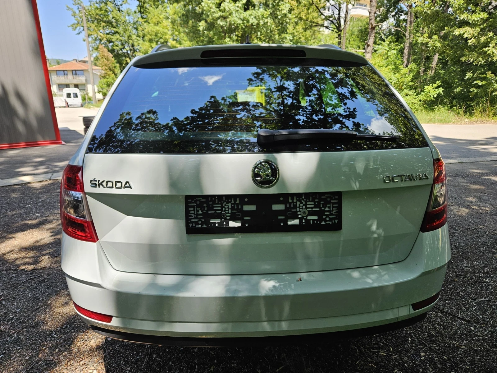 Skoda Octavia 1.6 116k.savtomatik  - изображение 3