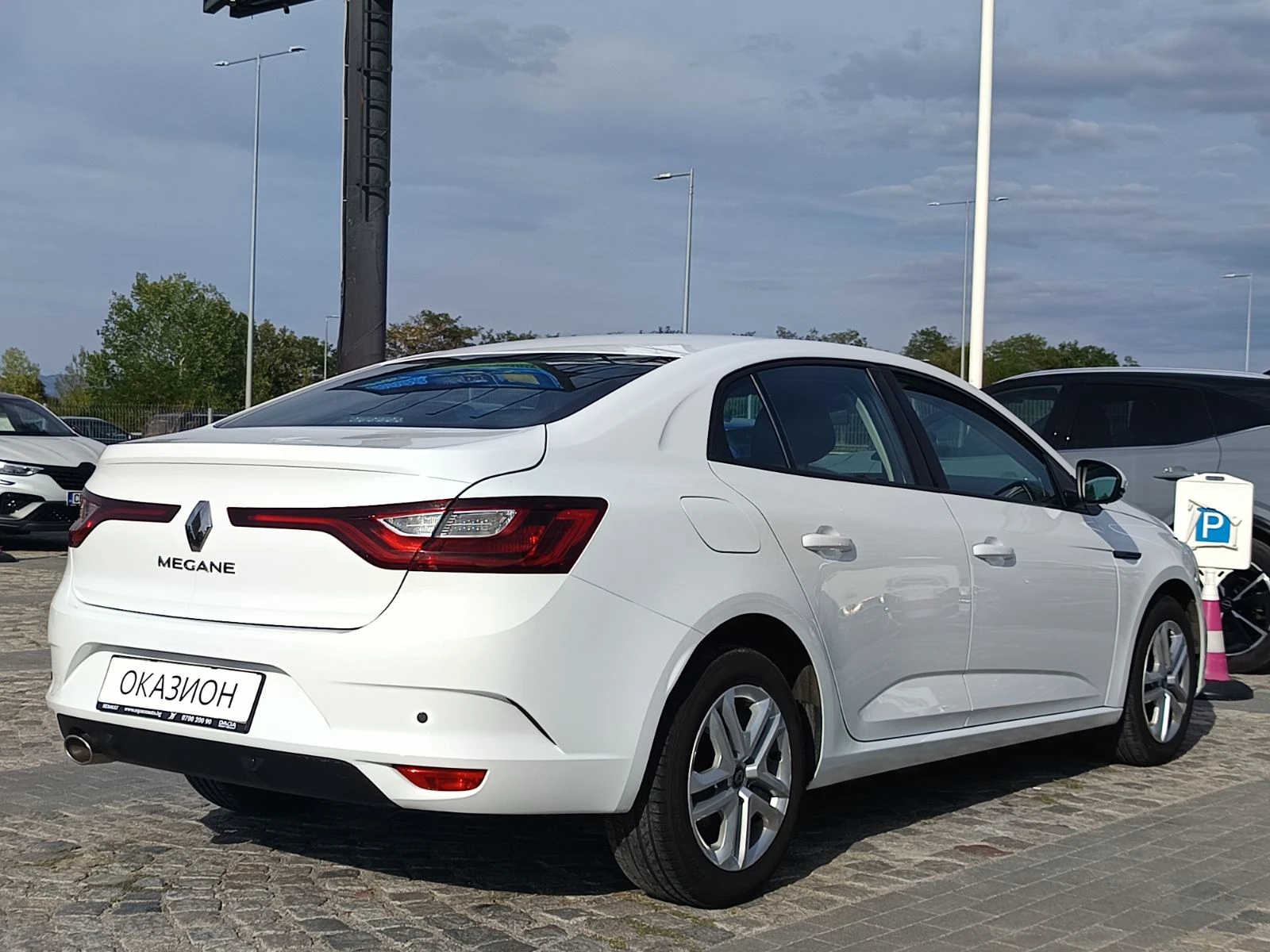 Renault Megane 1.3TCe 140 к.с./Life - изображение 4
