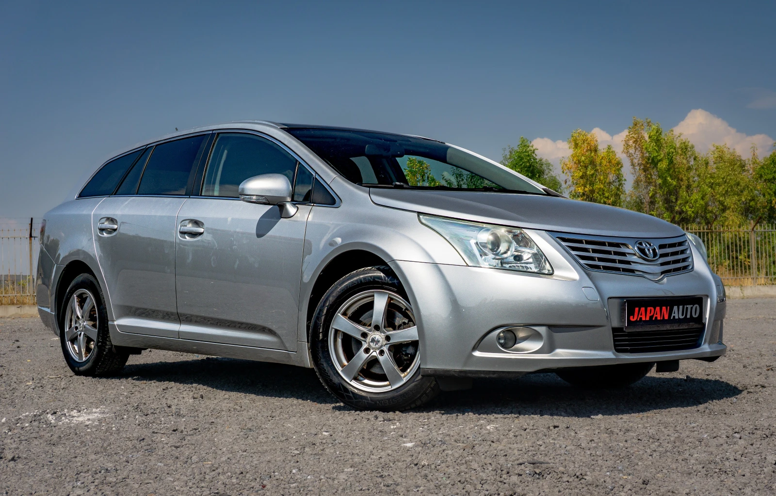 Toyota Avensis 1.8 VVT-i 147hp EXECUTIVE! С ГАРАНЦИЯ! - изображение 3