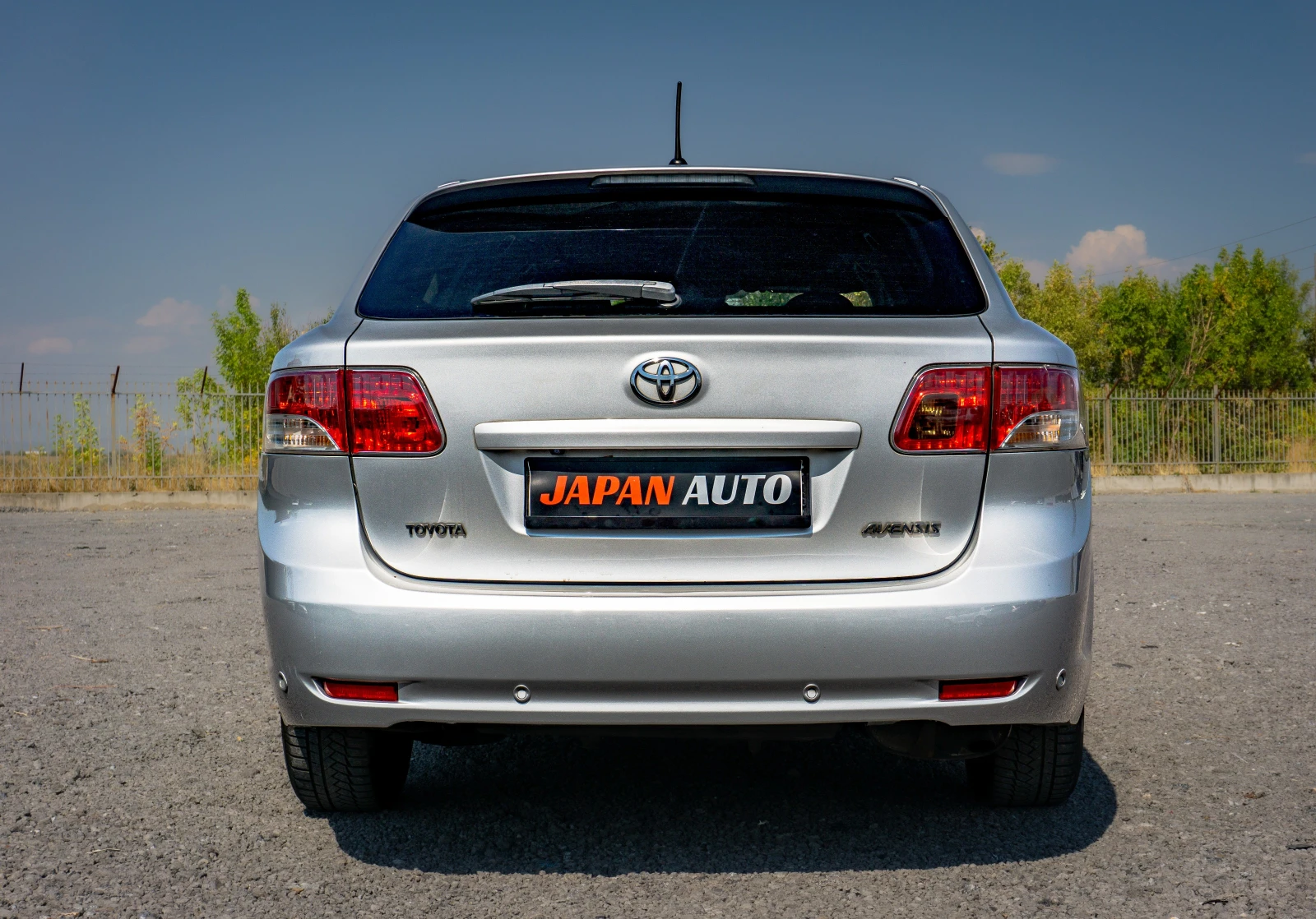 Toyota Avensis 1.8 VVT-i 147hp EXECUTIVE! С ГАРАНЦИЯ! - изображение 5