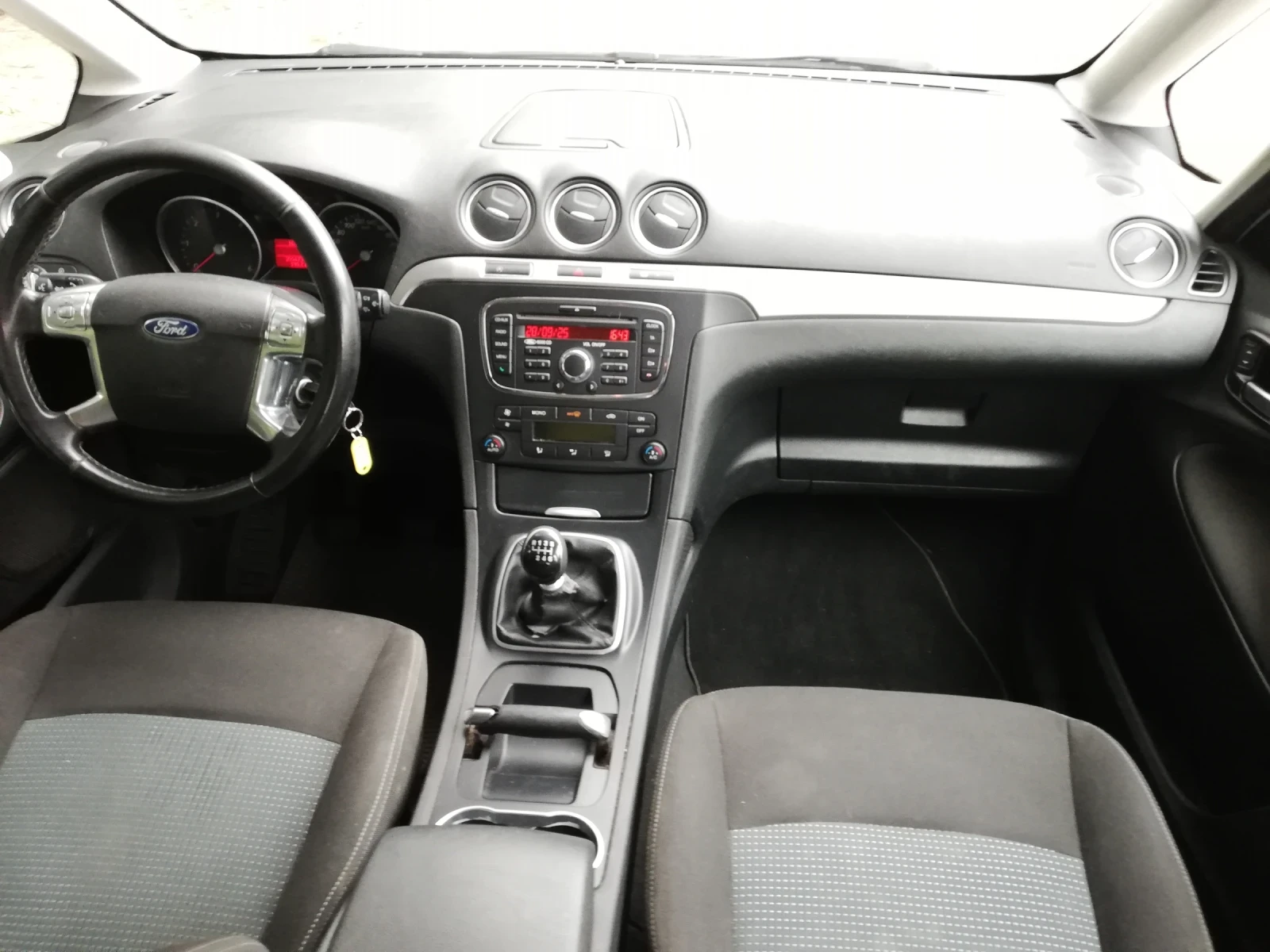 Ford Galaxy  - изображение 10