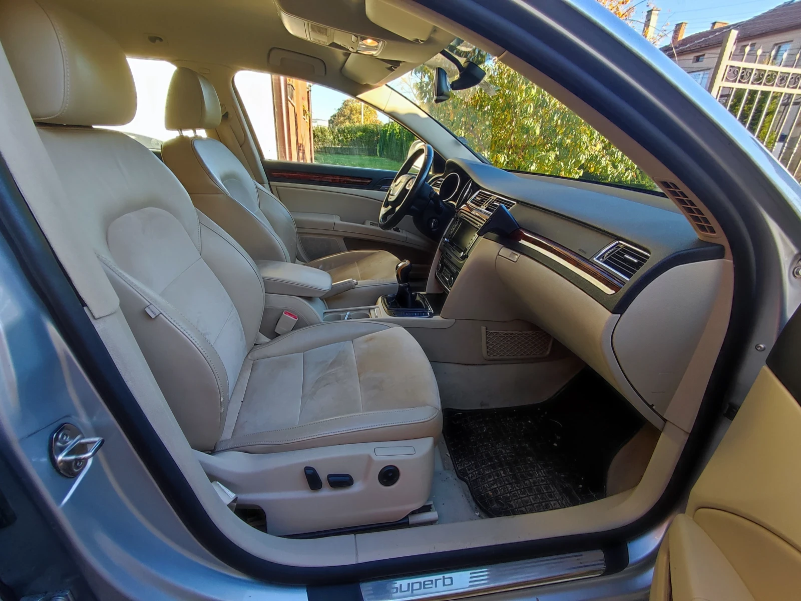 Skoda Superb, снимка 10 - Автомобили и джипове - 53338990