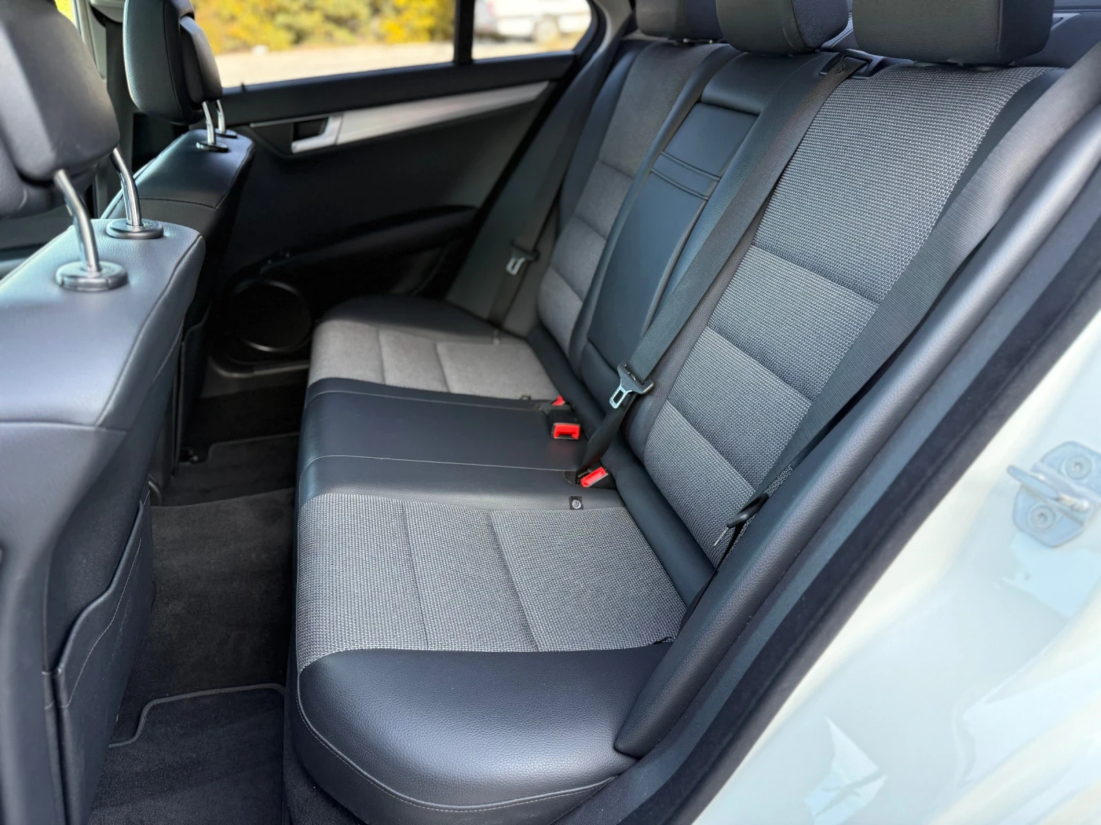 Mercedes-Benz C 180 i AUTOMATIC | Mobile.bg   12